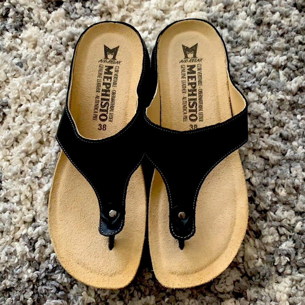 Mephisto t-strap sandals, NWOT!